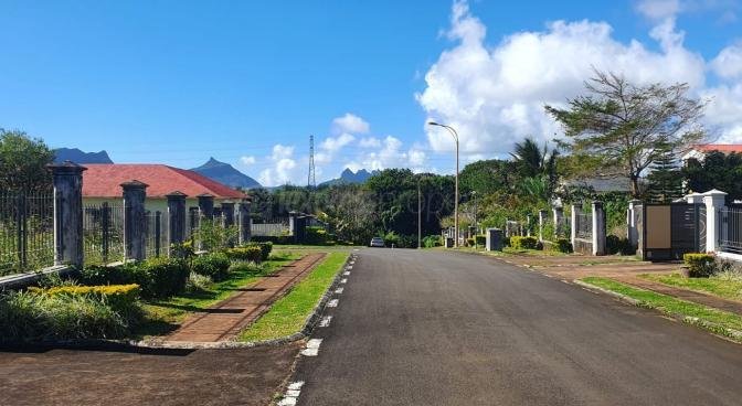 Terrain résidentiel de 2767 m2 en vente à Abercrombie, nord, île Maurice – LexpressProperty.com | 277306 | Ref01