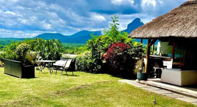 House / Villa of 9 bedrooms for sale in Tamarin, west, Mauritius – LexpressProperty.com | 292151 | Ref01