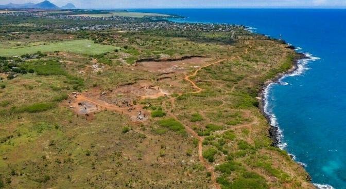 Residential land of 31235 m2 for sale in Albion, west, Mauritius – LexpressProperty.com | 297304 | Ref01