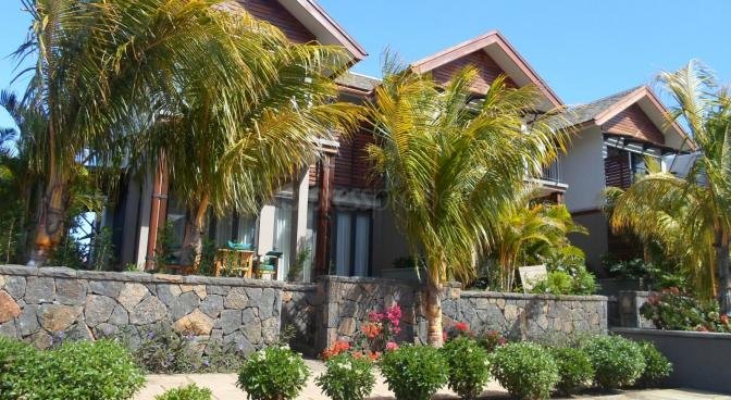 Townhouse / Duplex of 3 bedrooms for sale in Black River, west, Mauritius – LexpressProperty.com | 201992 | Ref01