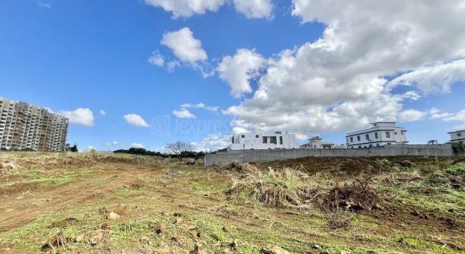 Terrain résidentiel de 5378 m2 en vente à Sodnac, centre, île Maurice – LexpressProperty.com | 517861 | Ref01