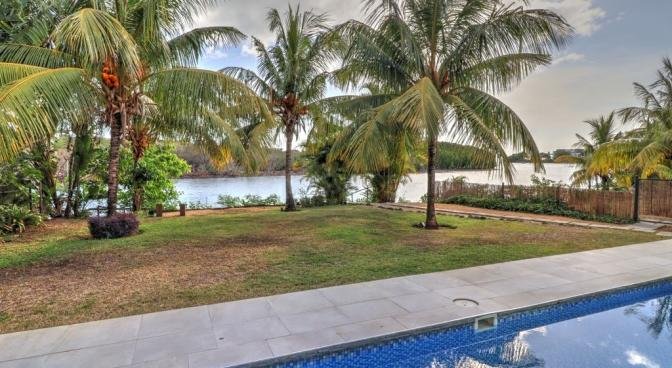 Appartement 4 Chambre(s) en vente à Petite Rivière Noire, ouest, île Maurice – LexpressProperty.com | 659616 | Ref01