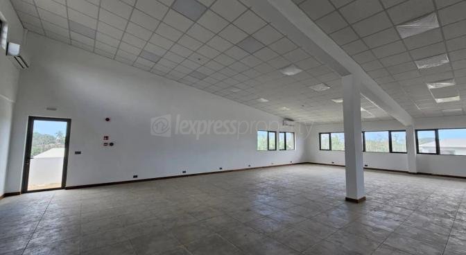 Bureau location à Terre Rouge, nord, île Maurice – LexpressProperty.com | 685293 | Ref01
