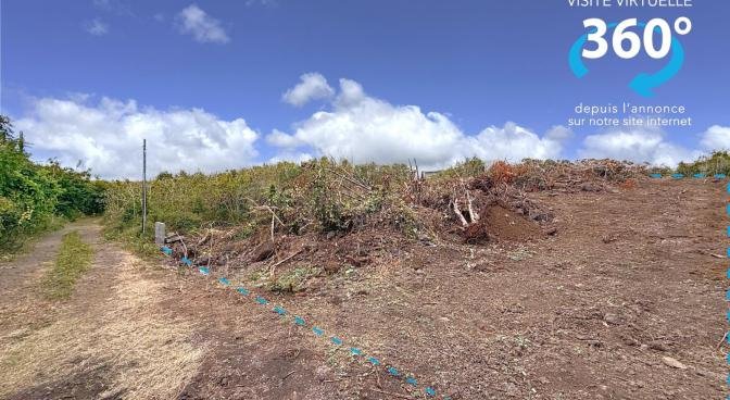 Residential land of 1207 m2 for sale in Grand Gaube, north, Mauritius – LexpressProperty.com | 741507 | Ref01