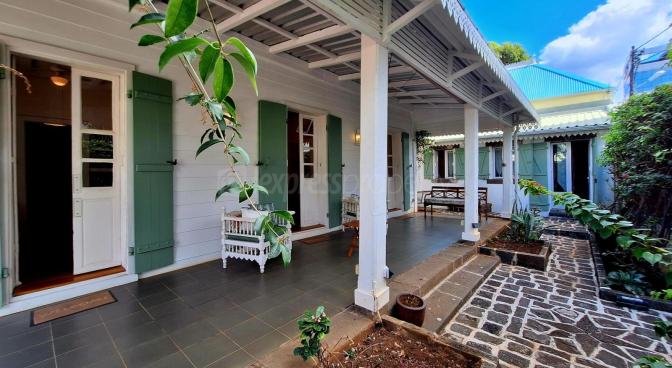 Maison / Villa 4 Chambre(s) en vente à Port Louis, nord, île Maurice – LexpressProperty.com | 743904 | Ref01