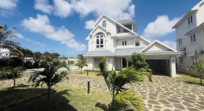 Maison / Villa 4 Chambre(s) en location à Péreybère, nord, île Maurice – LexpressProperty.com | 752849 | Ref01