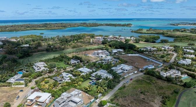 Maison / Villa 4 Chambre(s) en vente à Beau Champ, est, île Maurice – LexpressProperty.com | 752876 | Ref01