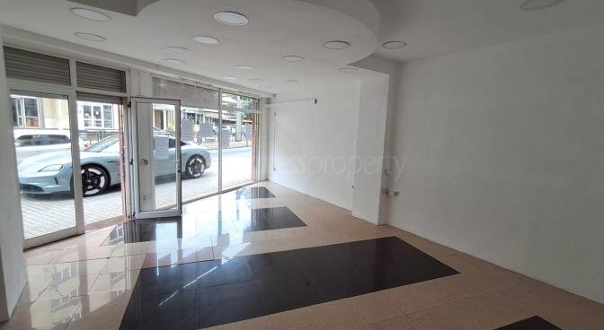 Commercial space for rent in Quatre Bornes, center, Mauritius – LexpressProperty.com | 752930 | Ref01