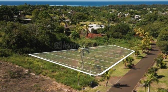 Terrain résidentiel de 1530 m2 en vente à Bel Ombre, sud, île Maurice – LexpressProperty.com | 756085 | Ref01
