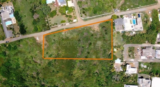 Residential land of 3600 m2 for sale in Péreybère, north, Mauritius – LexpressProperty.com | 762993 | Ref01