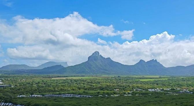 House / Villa of 5 bedrooms for rent in Tamarin, west, Mauritius – LexpressProperty.com | 770123 | Ref01