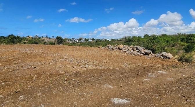 Residential land of 1229 m2 for sale in Grand Gaube, north, Mauritius – LexpressProperty.com | 705568 | Ref01