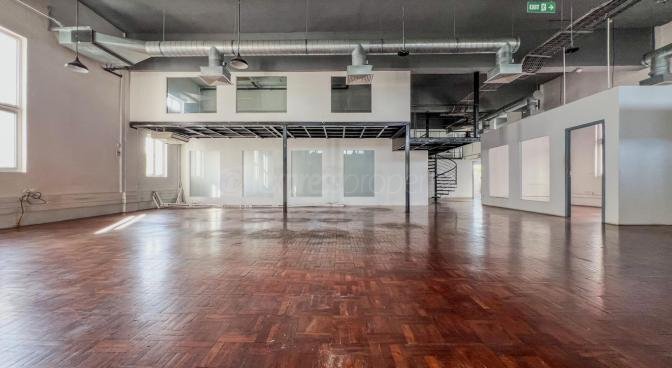 Warehouse for sale in Rose Hill, center, Mauritius – LexpressProperty.com | 715412 | Ref01