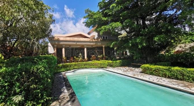 House / Villa of 4 bedrooms for rent in Floréal, center, Mauritius – LexpressProperty.com | 719908 | Ref01